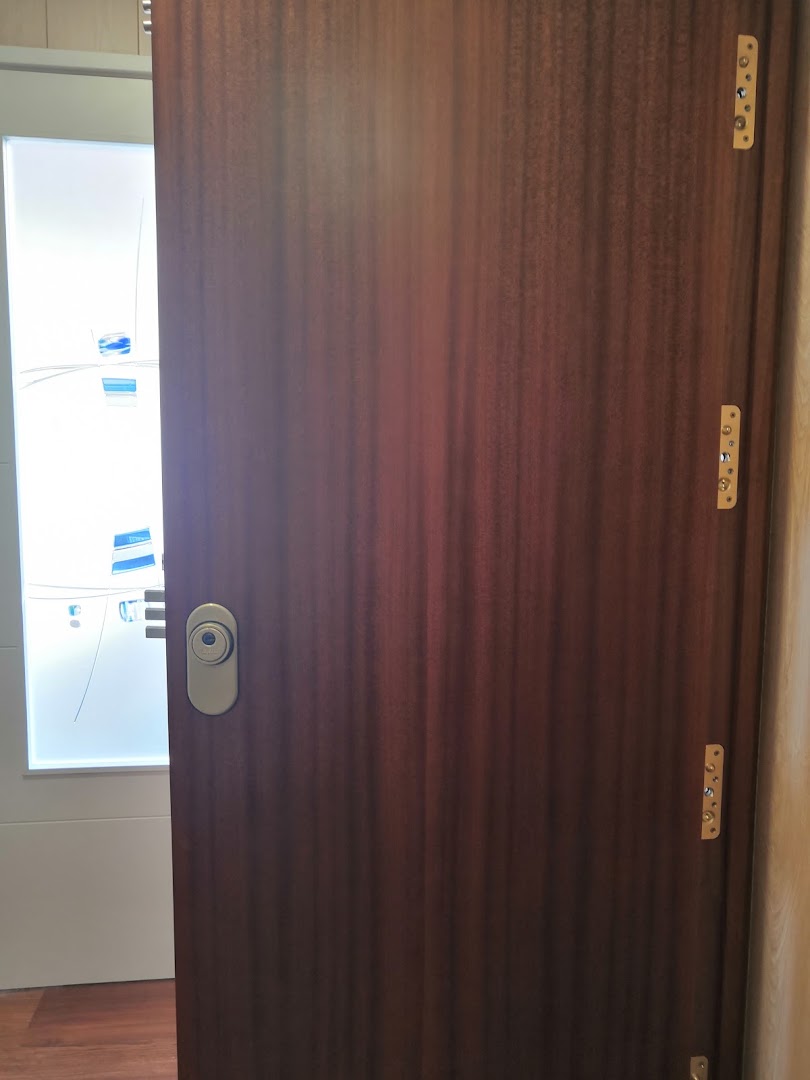 Puertas suelos y armarios Lorenzo. — Fotos 10